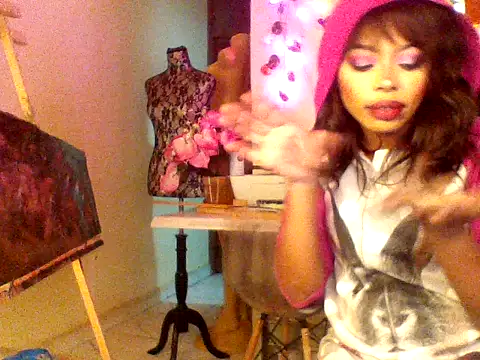 Anaconda2350 live cam on StripChat