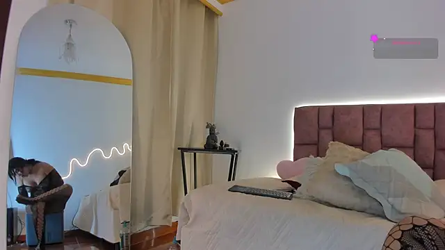 SunnyLeonz webcam