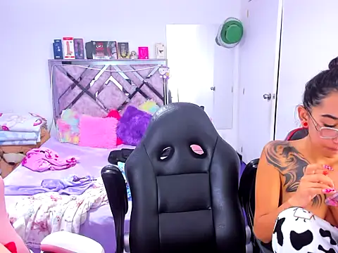 Luna_Analya webcam