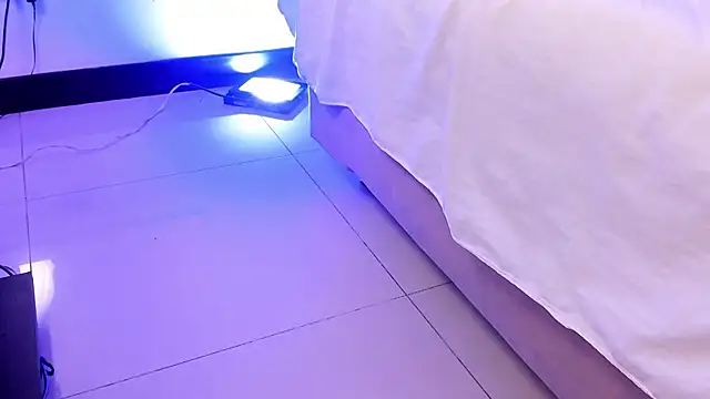 light_eyes_ live sex cam
