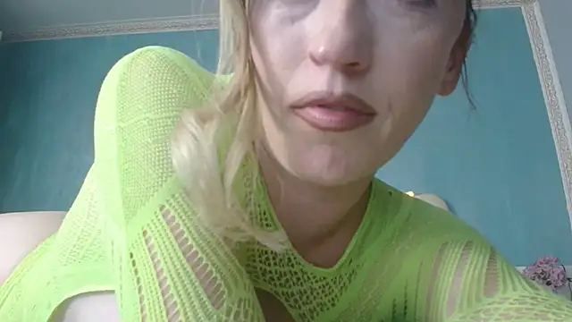 laralanee
