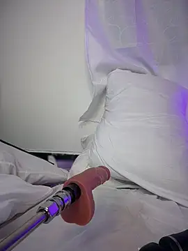 aurora_divine webcam