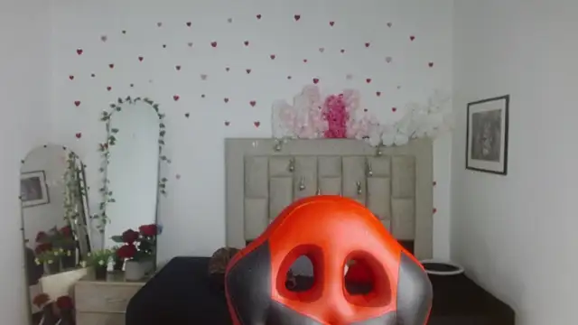 blackfox_desire - Blackfox_desire's free webcam - UK Sex Cams