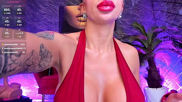 IzabelaTessa live sex cam