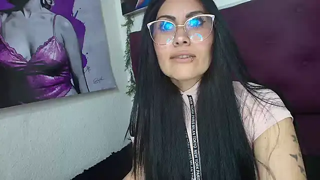 Tania_mature webcam