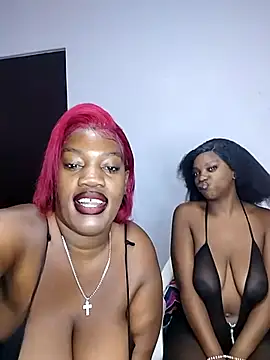 SweetBedroomEyez live cam on StripChat