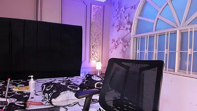 hot_luna_x live cam on StripChat