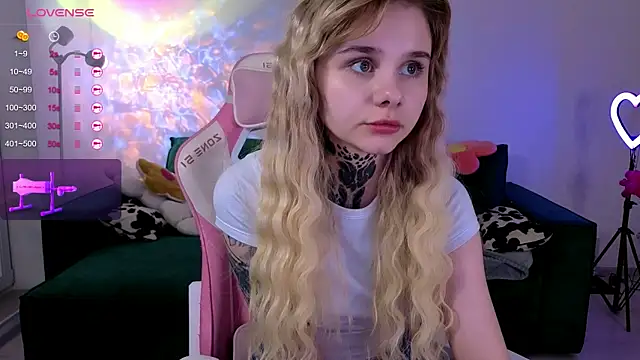 britney_lynch (F teen) - fuck pussy (dildo)