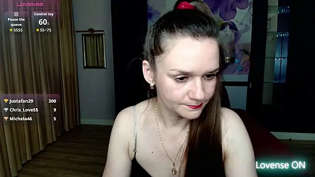 AriaGray webcam