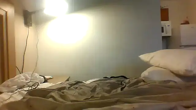 HungOne41 webcam