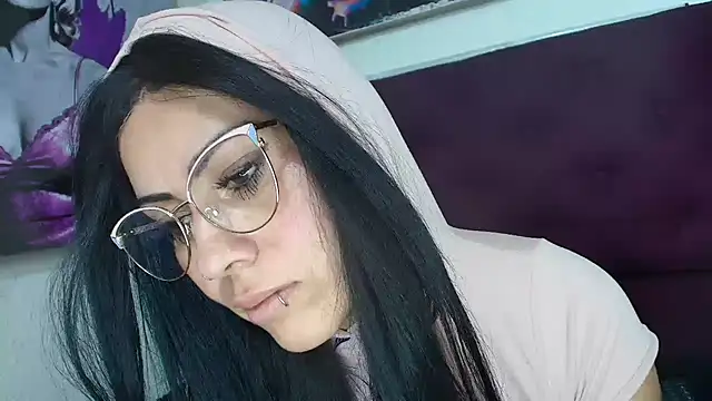 Tania_mature webcam