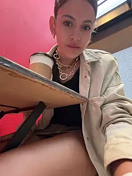 Alana15