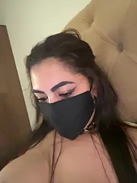 Hot-Sarah-arab