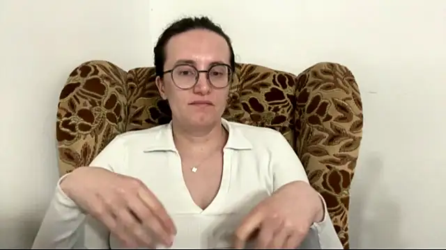 SofiaTease live cam on StripChat