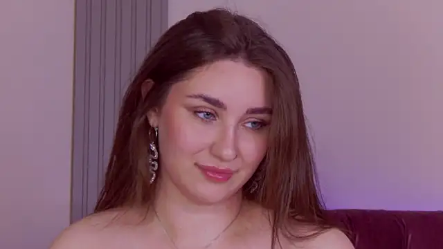 KiraBarlows webcam