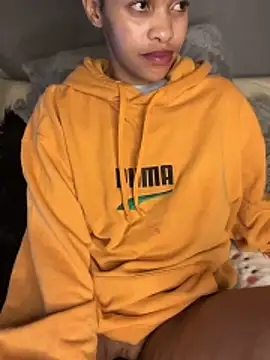 Hot_Mess18 webcam
