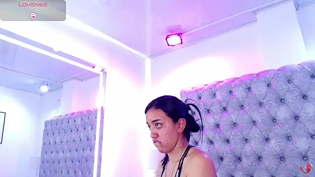 Zoe_M00n webcam