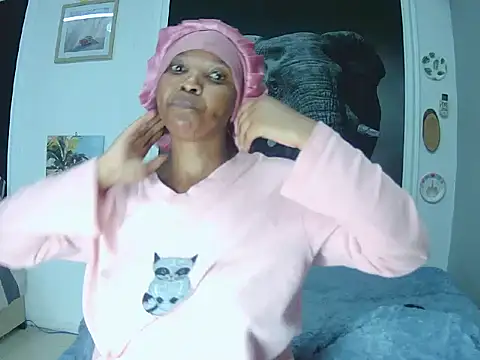 DivineShady webcam