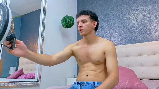 keen_black_ webcam