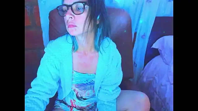 BrianaGarner webcam