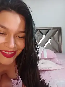 CorinaSmith28 webcam
