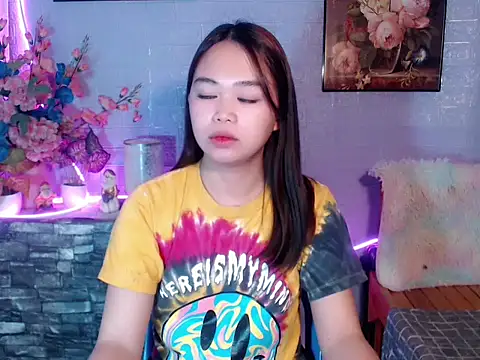 lustfullakim webcam
