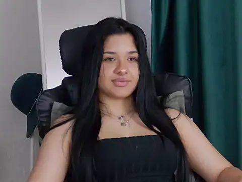 MissNaomiBelle webcam