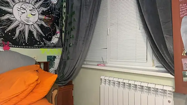 YourFavoriteAltgirl webcam