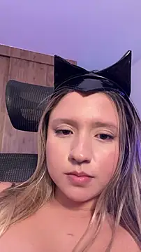MiaPetit_ webcam