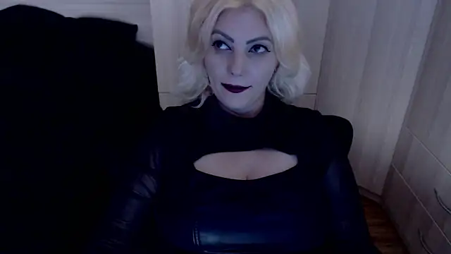 MistressDemi webcam