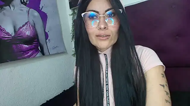 Tania_mature webcam
