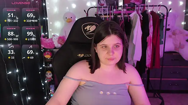 AmyVibess webcam