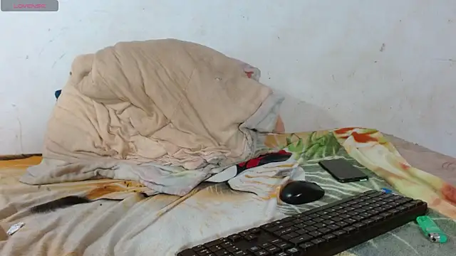 damian_bottom_bigcock webcam