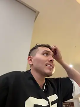 adam-rivera webcam