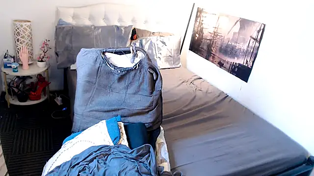 NinaDOM4CUM webcam