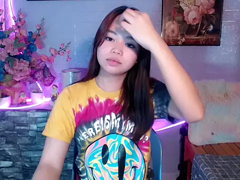 lustfullakim webcam