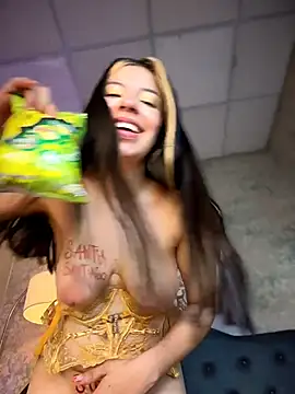 ShyDesireXXX webcam
