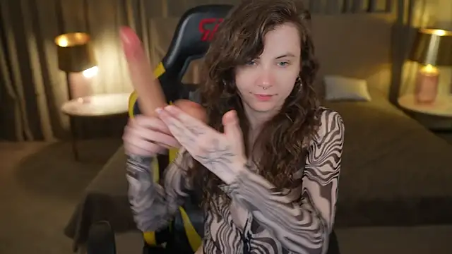 Orly_flame webcam