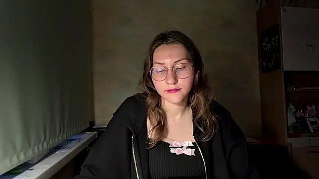 Miaaa_Moon webcam