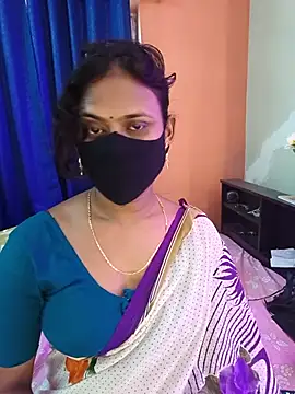 Lena_mahiyaa webcam