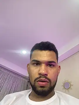xhj_Gambaru webcam