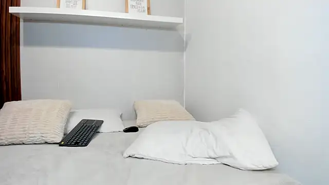 LANA-JONNES webcam