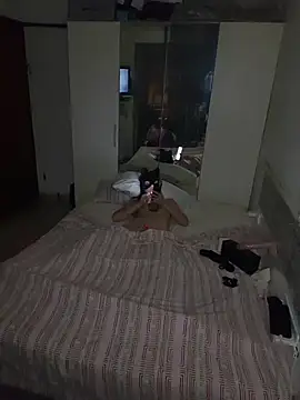 SweetSun69 webcam