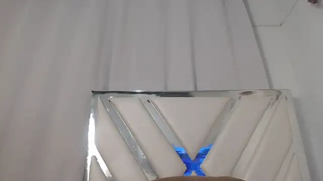 AlannaHarper webcam