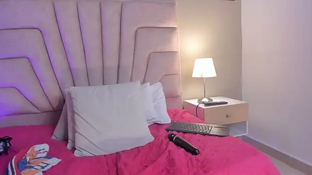 Eva-Millss webcam