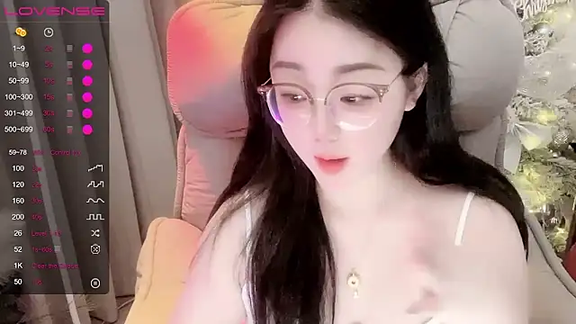 Monica-666888- webcam