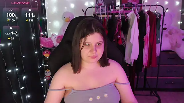 AmyVibess webcam