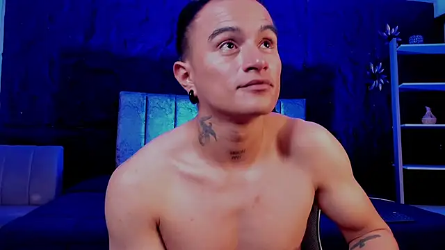 LiamDeep webcam