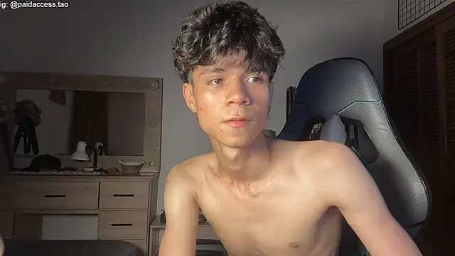 OopsAgain_ webcam
