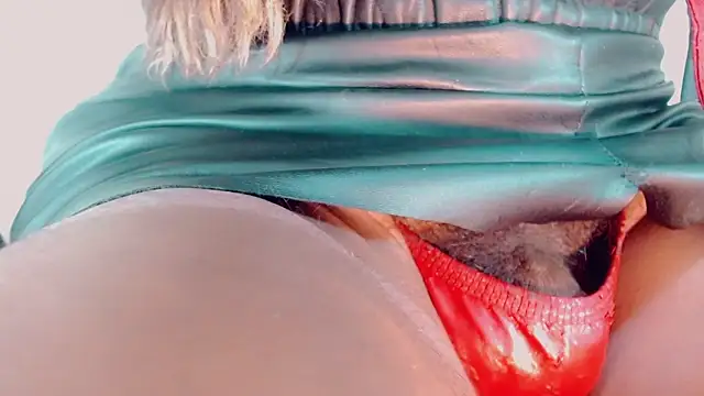 Oriana_braom webcam